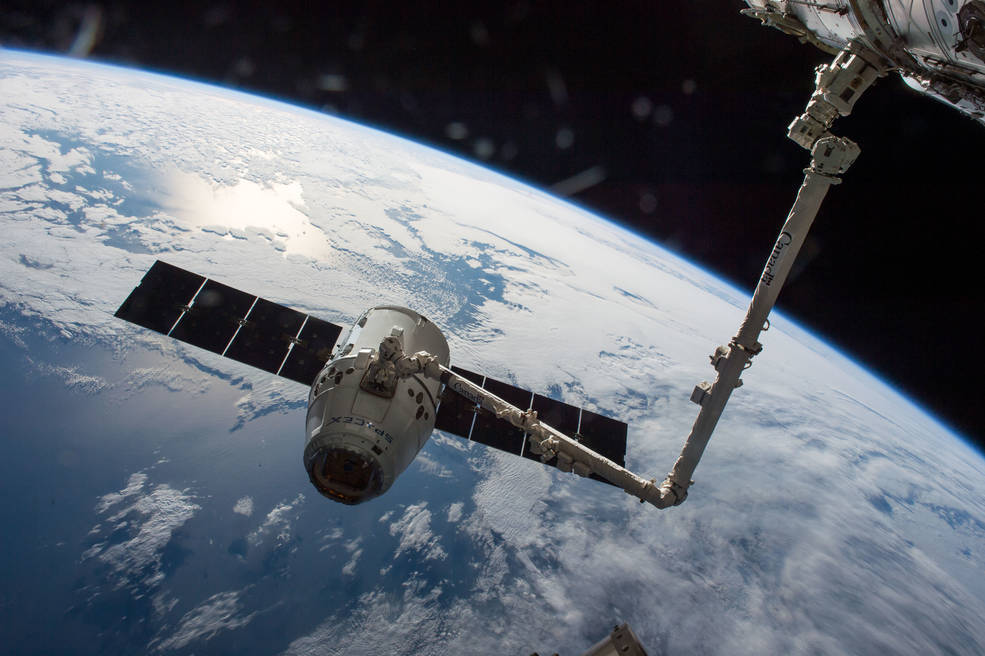 a live video stream of the international space station iss